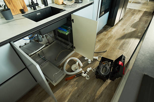 Reliable Plumbing contractor in Elmendorf, TX by Street Wise - Plumbing